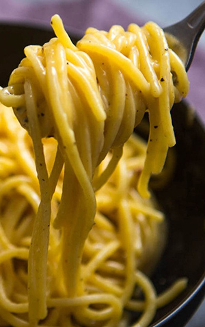 spaghetti carbonara rome foodtour